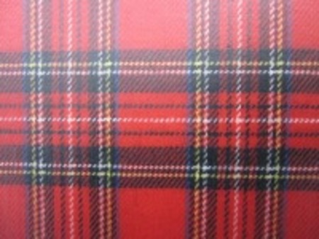 ビニールコーティング　 タータンチェック　赤地 綾織りのロイヤルスチュアート しっかりしてすごく風合いいいです。